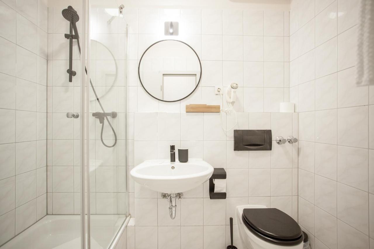 TM Hotel Düsseldorf Buitenkant foto